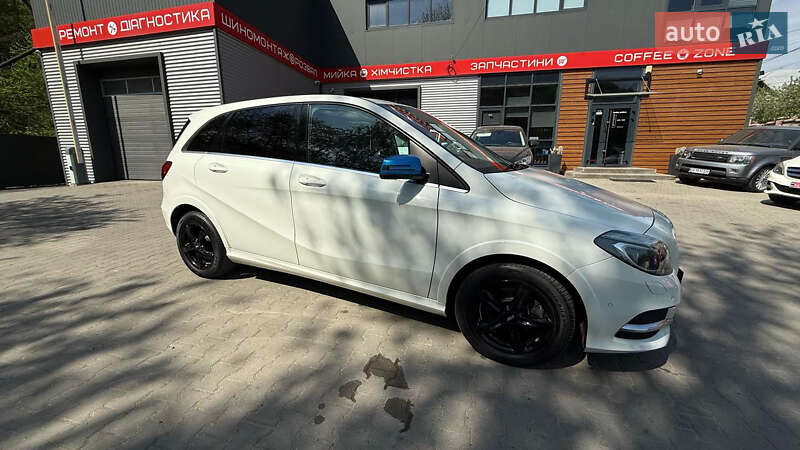 Хетчбек Mercedes-Benz B-Class 2015 в Чернівцях
