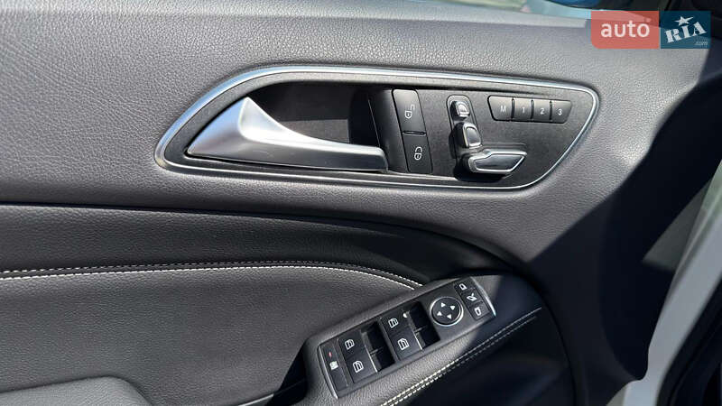 Хетчбек Mercedes-Benz B-Class 2015 в Чернівцях