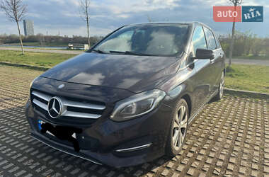 Хетчбек Mercedes-Benz B-Class 2015 в 