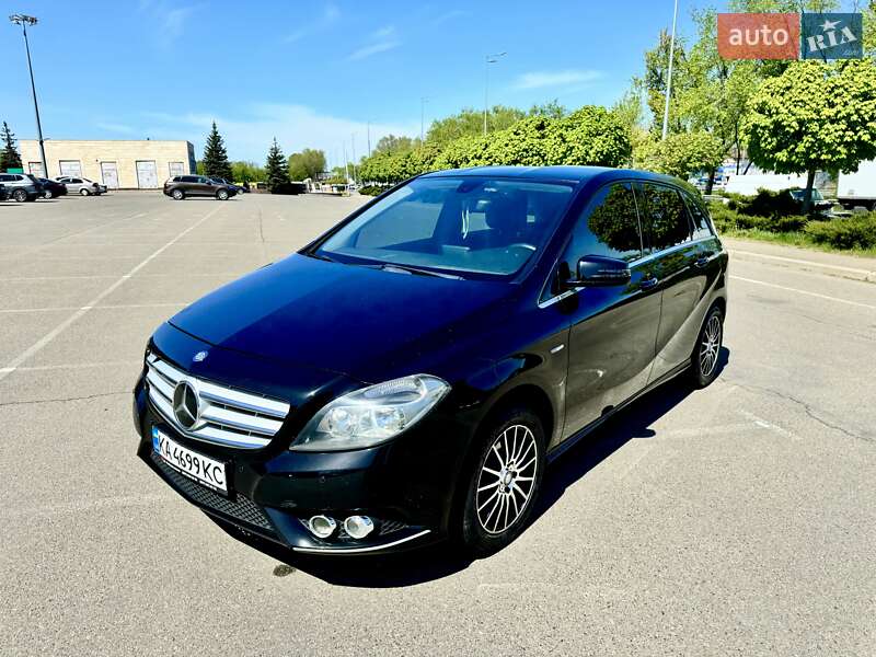 Хэтчбек Mercedes-Benz B-Class 2012 в Киеве фото 9 Хэтчбек Mercedes-Benz B-Class 2012 в Киеве