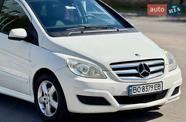 Хетчбек Mercedes-Benz B-Class 2008 в 