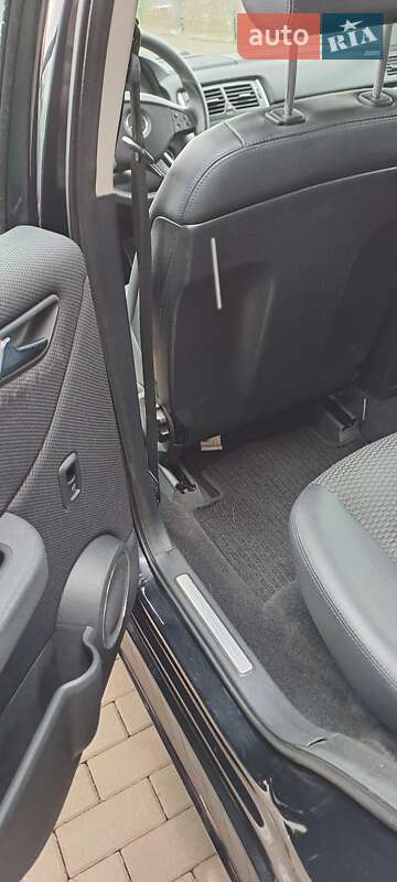 Хэтчбек Mercedes-Benz B-Class 2010 в Луцке