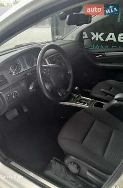 Хэтчбек Mercedes-Benz B-Class 2009 в 