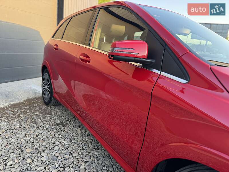 Хетчбек Mercedes-Benz B-Class 2016 в Трускавці
