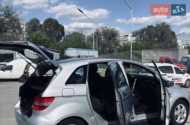 Хетчбек Mercedes-Benz B-Class 2006 в 