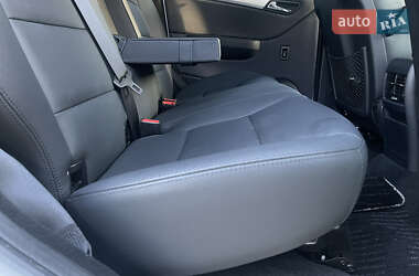 Хетчбек Mercedes-Benz B-Class 2010 в 