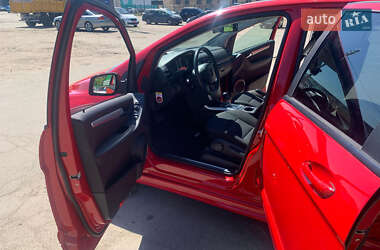 Хетчбек Mercedes-Benz B-Class 2011 в 