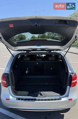 Хэтчбек Mercedes-Benz B-Class 2017 в Днепре