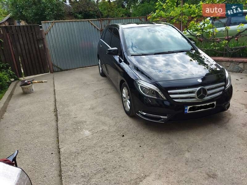 Mercedes-Benz B-Class 2013