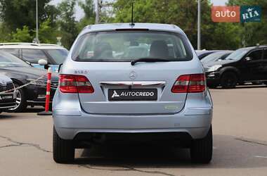 Хетчбек Mercedes-Benz B-Class 2010 в 