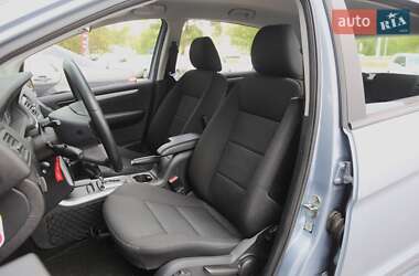 Хетчбек Mercedes-Benz B-Class 2010 в 