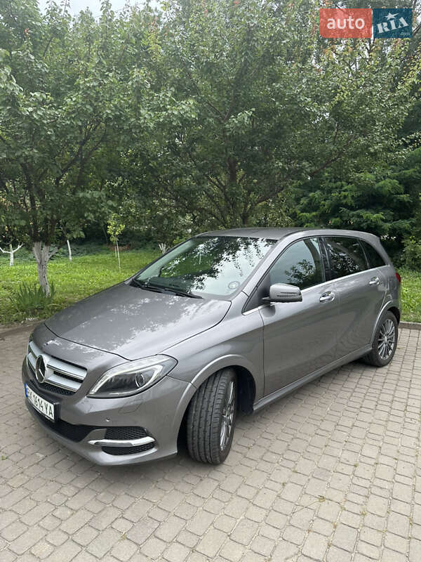 Mercedes-Benz B-Class 2016
