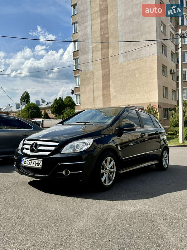 Хэтчбек Mercedes-Benz B-Class 2011 в Виннице фото 4 Хэтчбек Mercedes-Benz B-Class 2011 в Виннице