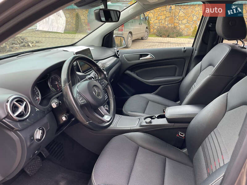 Хэтчбек Mercedes-Benz B-Class 2015 в Могилев-Подольске