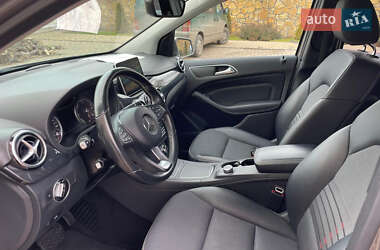 Хетчбек Mercedes-Benz B-Class 2015 в 