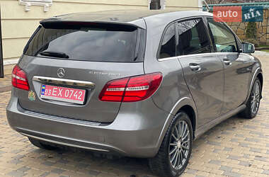 Хетчбек Mercedes-Benz B-Class 2015 в 