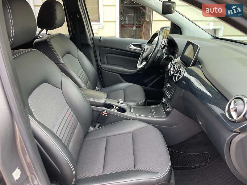 Хэтчбек Mercedes-Benz B-Class 2015 в Могилев-Подольске