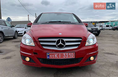 Хэтчбек Mercedes-Benz B-Class 2011 в 