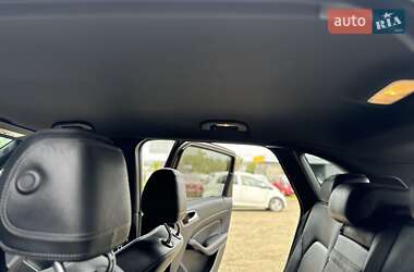 Хетчбек Mercedes-Benz B-Class 2016 в 