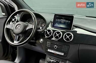 Хетчбек Mercedes-Benz B-Class 2016 в 