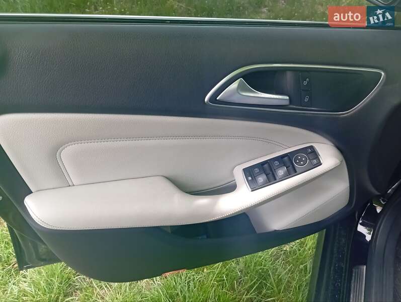 Хэтчбек Mercedes-Benz B-Class 2015 в Коростене