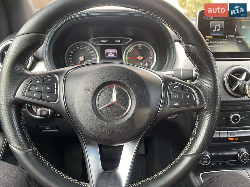 Хетчбек Mercedes-Benz B-Class 2015 в Дніпрі
