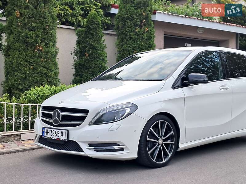 Хэтчбек Mercedes-Benz B-Class 2012 в Одессе фото 9 Хэтчбек Mercedes-Benz B-Class 2012 в Одессе