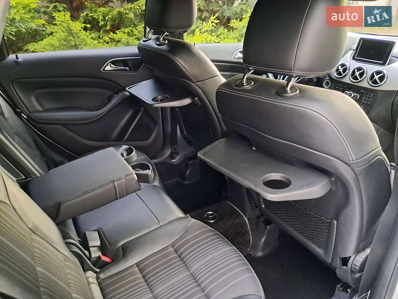Хэтчбек Mercedes-Benz B-Class 2012 в Одессе фото 55 Хэтчбек Mercedes-Benz B-Class 2012 в Одессе