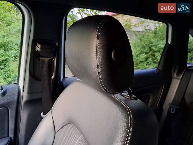 Хэтчбек Mercedes-Benz B-Class 2012 в Одессе фото 60 Хэтчбек Mercedes-Benz B-Class 2012 в Одессе