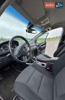 Хетчбек Mercedes-Benz B-Class 2008 в 