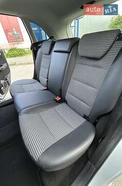 Хетчбек Mercedes-Benz B-Class 2006 в 