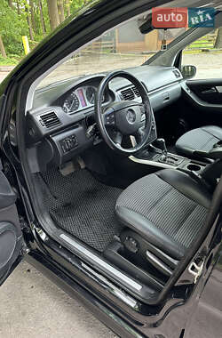 Хетчбек Mercedes-Benz B-Class 2007 в 
