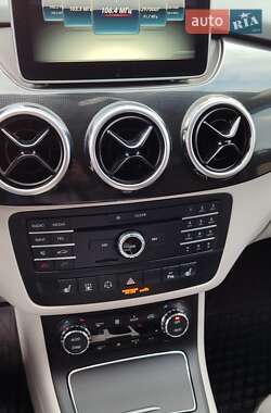 Хэтчбек Mercedes-Benz B-Class 2015 в 