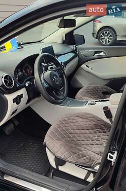 Хэтчбек Mercedes-Benz B-Class 2015 в 