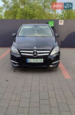 Хэтчбек Mercedes-Benz B-Class 2015 в 