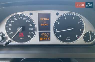 Хетчбек Mercedes-Benz B-Class 2010 в 