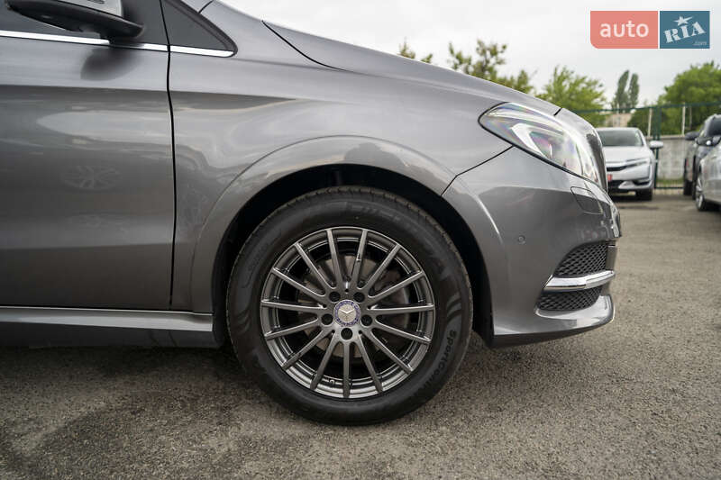 Хэтчбек Mercedes-Benz B-Class 2015 в Киеве