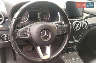 Хэтчбек Mercedes-Benz B-Class 2015 в 