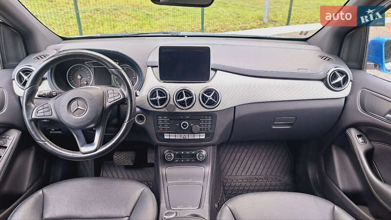 Хэтчбек Mercedes-Benz B-Class 2015 в Киеве