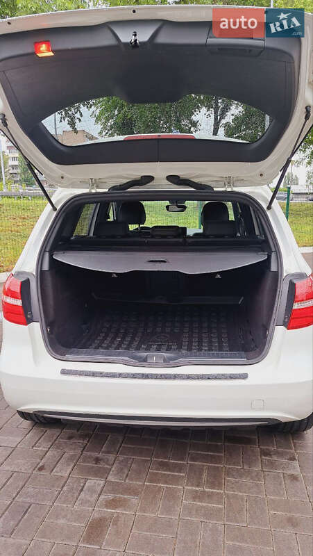 Хэтчбек Mercedes-Benz B-Class 2015 в Киеве
