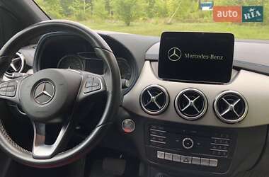 Хэтчбек Mercedes-Benz B-Class 2017 в 