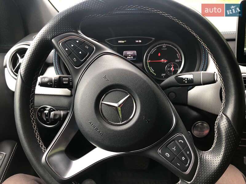 Хэтчбек Mercedes-Benz B-Class 2017 в Камне-Каширском