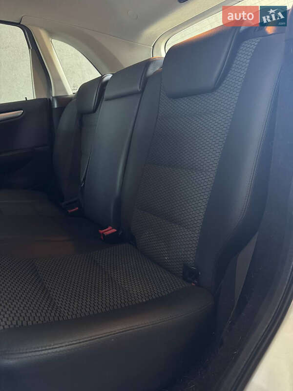 Хэтчбек Mercedes-Benz B-Class 2009 в Чернигове фото 8 Хэтчбек Mercedes-Benz B-Class 2009 в Чернигове