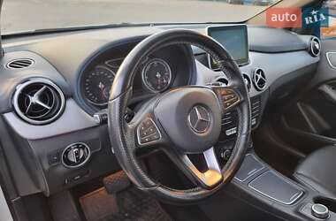 Хетчбек Mercedes-Benz B-Class 2015 в 