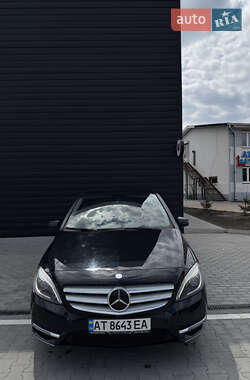 Хэтчбек Mercedes-Benz B-Class 2013 в Снятине