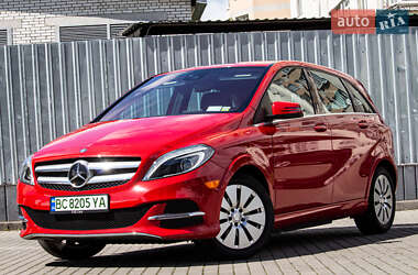 Хэтчбек Mercedes-Benz B-Class 2016 в 