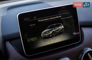 Хэтчбек Mercedes-Benz B-Class 2016 в 