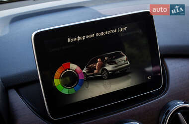 Хэтчбек Mercedes-Benz B-Class 2016 в 