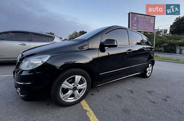 Хэтчбек Mercedes-Benz B-Class 2008 в 