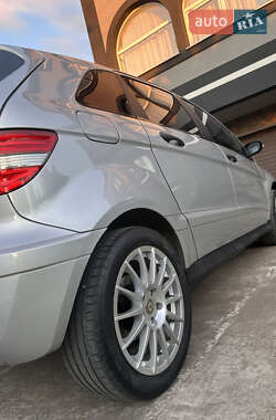 Хетчбек Mercedes-Benz B-Class 2006 в 